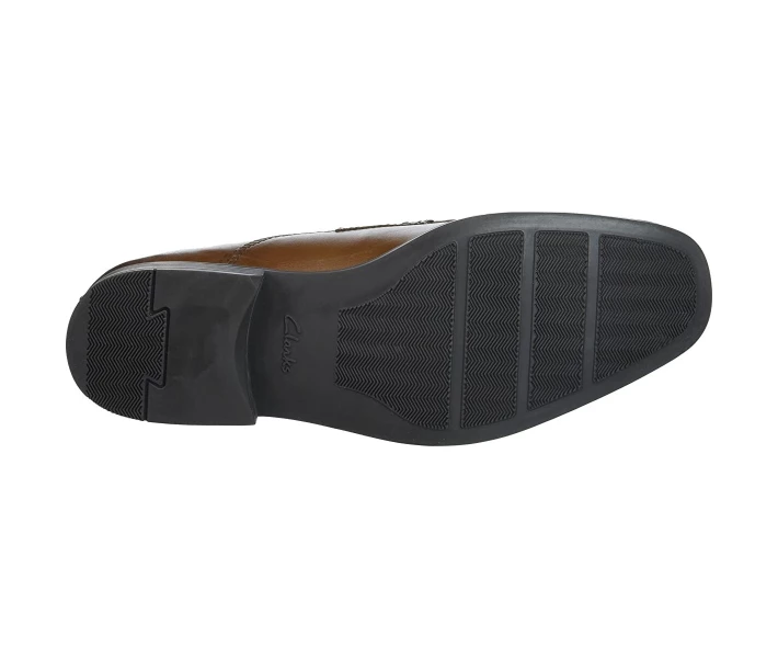 Фото - чоловічу туфлю Туфлі лофери Clarks Tilden Way Dark Tan Leather 44