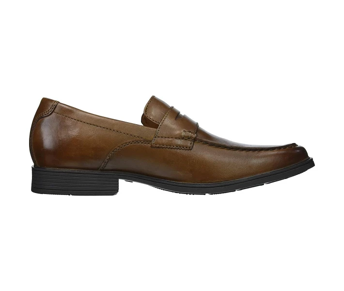 Фото - чоловічу туфлю Туфлі лофери Clarks Tilden Way Dark Tan Leather 44