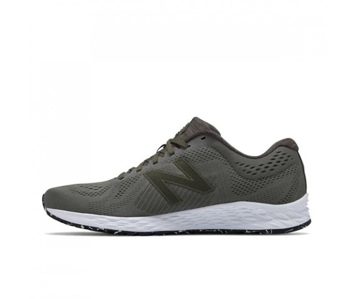 Фото - чоловічий кросівок Кросівки New Balance Mariss 1 Run Trainers Forest 44.5