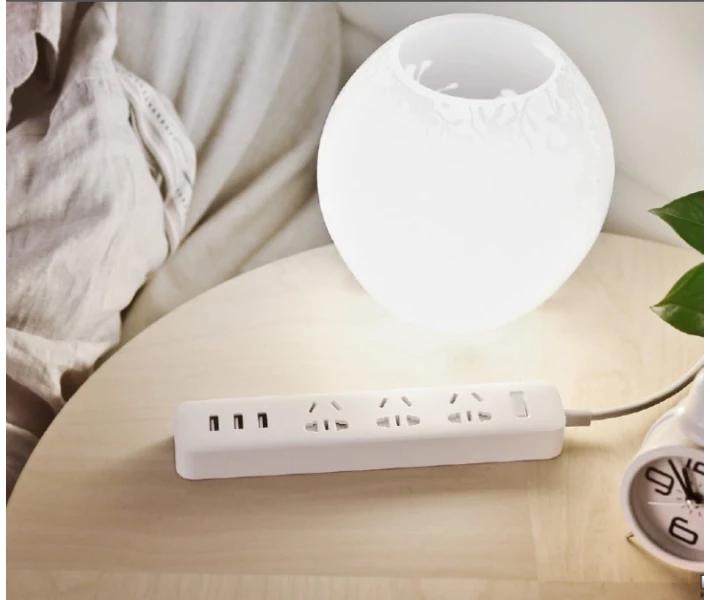 Фото - мережевий фільтр Подовжувач фільтр Xiaomi Mi Power Strip 3 USB 15w універсальні розетки (98536)