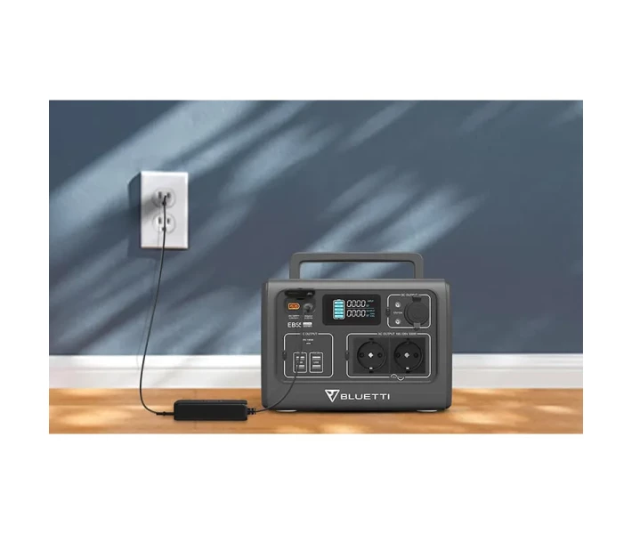 Фото - зарядну станцію Зарядна станція Bluetti Portable Power Station EB55 700W [74272]