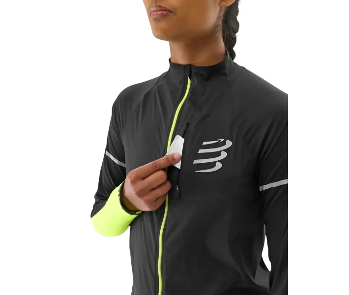 Фото - куртку женскую Жіноча куртка Compressport Hurricane Windproof Jacket Flash M Black/Fluo Yellow M (AJVW3089016M)