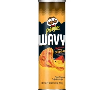 Придбати - чипсы  Чіпси Pringles Wavy Smoked Cheddar 137 г