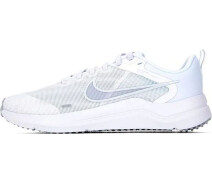 Придбати - чоловічий кросівок  Кросівки Nike DOWNSHIFTER 12 білі DD9293-100 Розмір EU-46 (DD9293-100_EU-46)