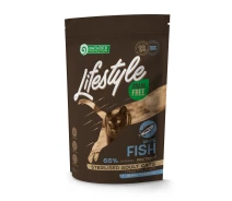 Придбати - корм для кота  Корм Nature's Protection Lifestyle Grain Free White Fish Sterilised Adult Cat сухий з білою рибою для стерилізованих котів 0.4 кг