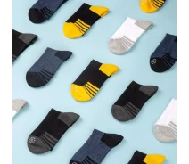 Придбати - чоловічу шкарпетку  Шкарпетки Xiaomi Qimian DuPont/Silvadur antibacterial men's socks 3 pcs pack Grey Black