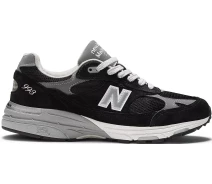 Придбати - чоловічий кросівок  Кросівки New Balance 993 чорні MR993BK Розмір EU-41.5 (MR993BK_EU-41.5)