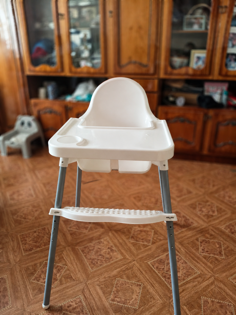 Стільчик для годування Xingtai Zuoxi Children's ZX-108 білий
