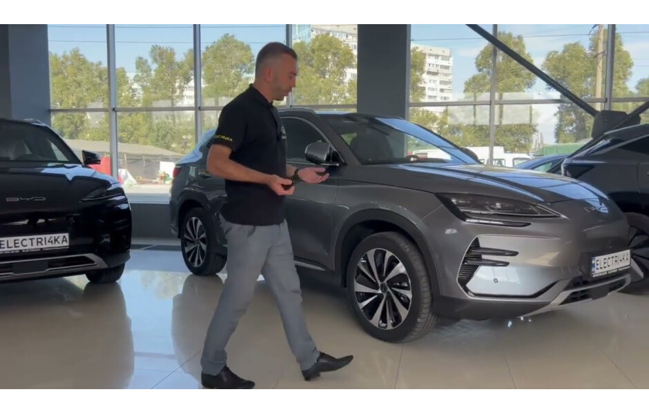 Відеоогляд Електромобіль BYD Song Plus EV Luxury 2025 model