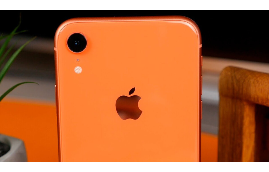 Смартфон Apple iPhone XR 128GB Product Red (MRYE2) 